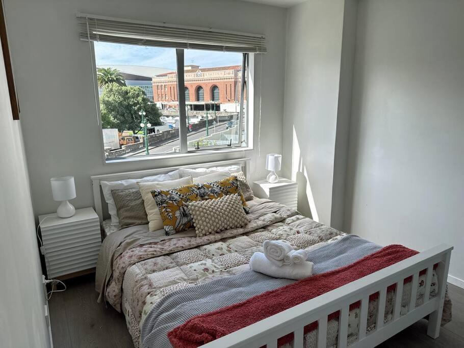 Immaculate 3 Bd 2 Bth Apartment -Free Carpark & Pool โอ๊คแลนด์ ภายนอก รูปภาพ