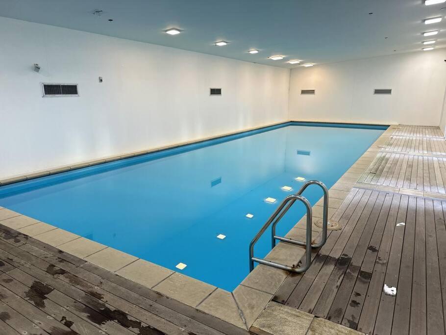 Immaculate 3 Bd 2 Bth Apartment -Free Carpark & Pool โอ๊คแลนด์ ภายนอก รูปภาพ